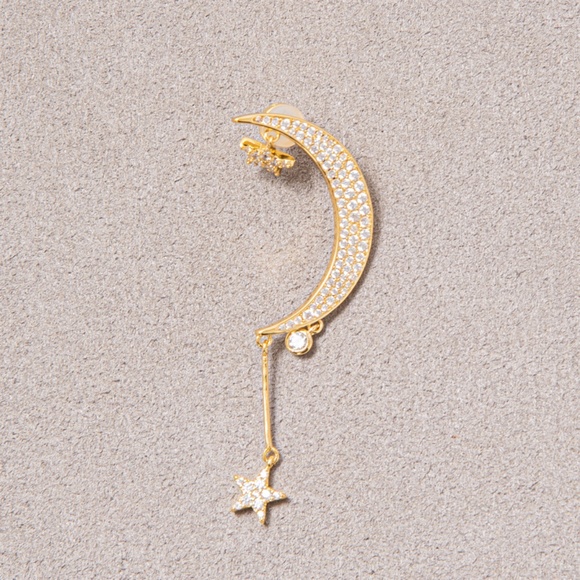 Star and Moon Earring - Picture 10 of 10